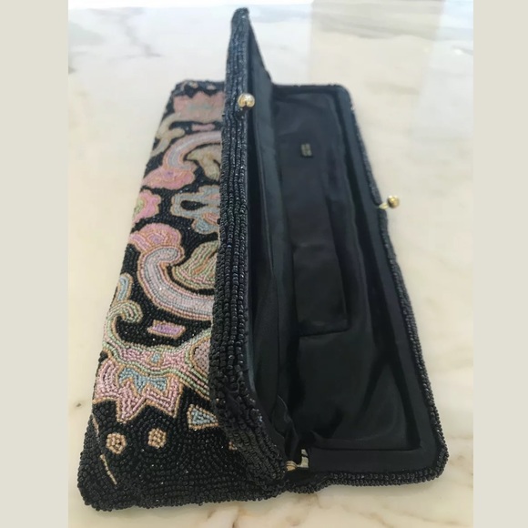 VINTAGE BELGIUM HANDMADE BLACK BEADED CLUTCH - Picture 13 of 13